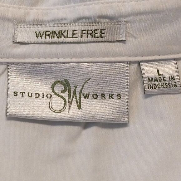 Studio Works white Top - Picture 2 of 6